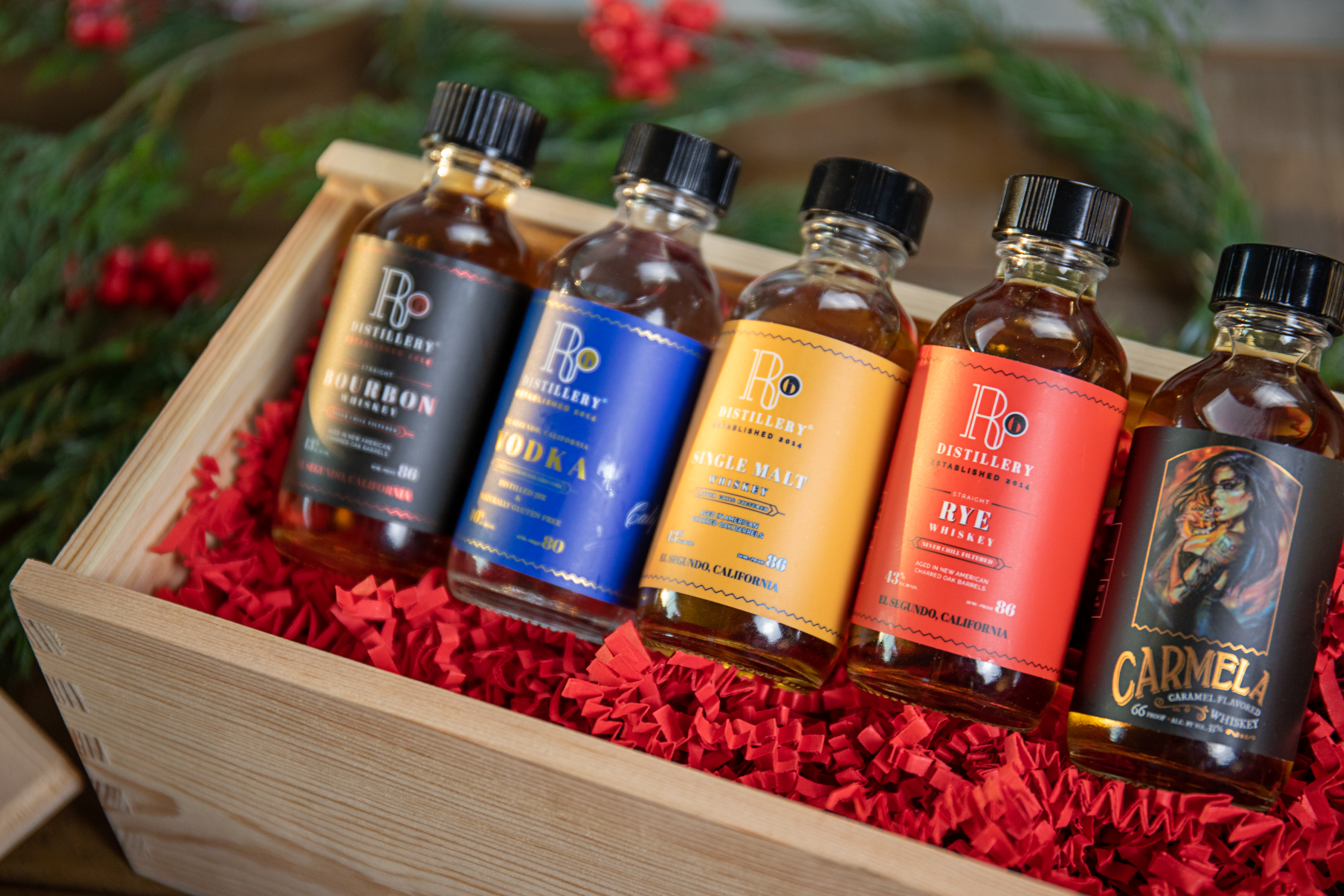 R6 DISTILLERY Mini Gift Set